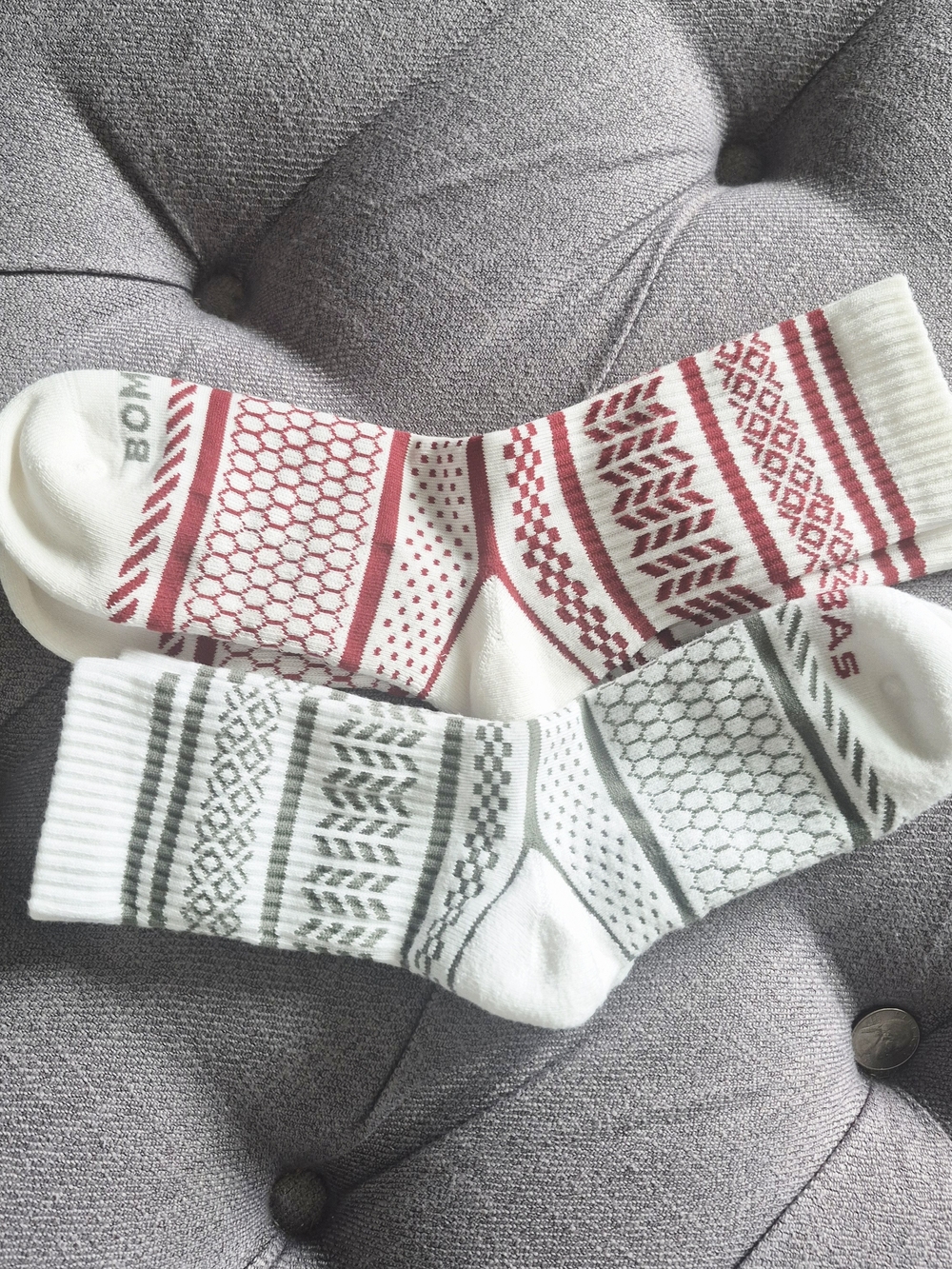 Lot of 2 pairs of Bombas ankle socks in cozy holiday Fair Isle